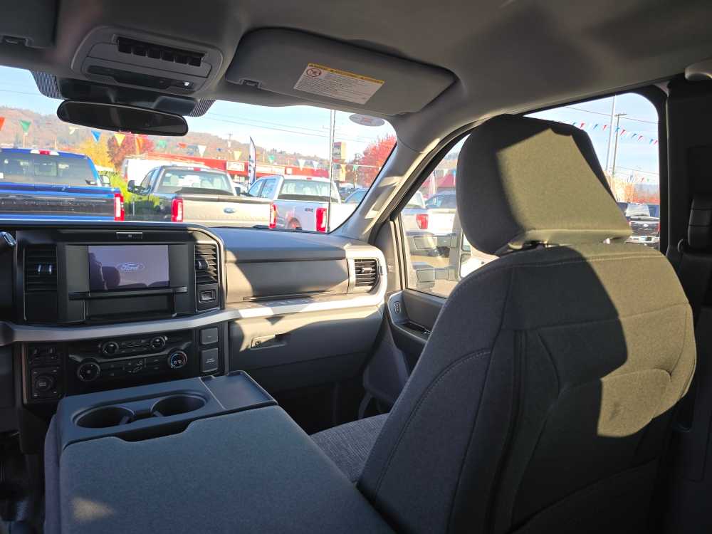 2026 Ford F-250 Super Duty XLT - Photo 14