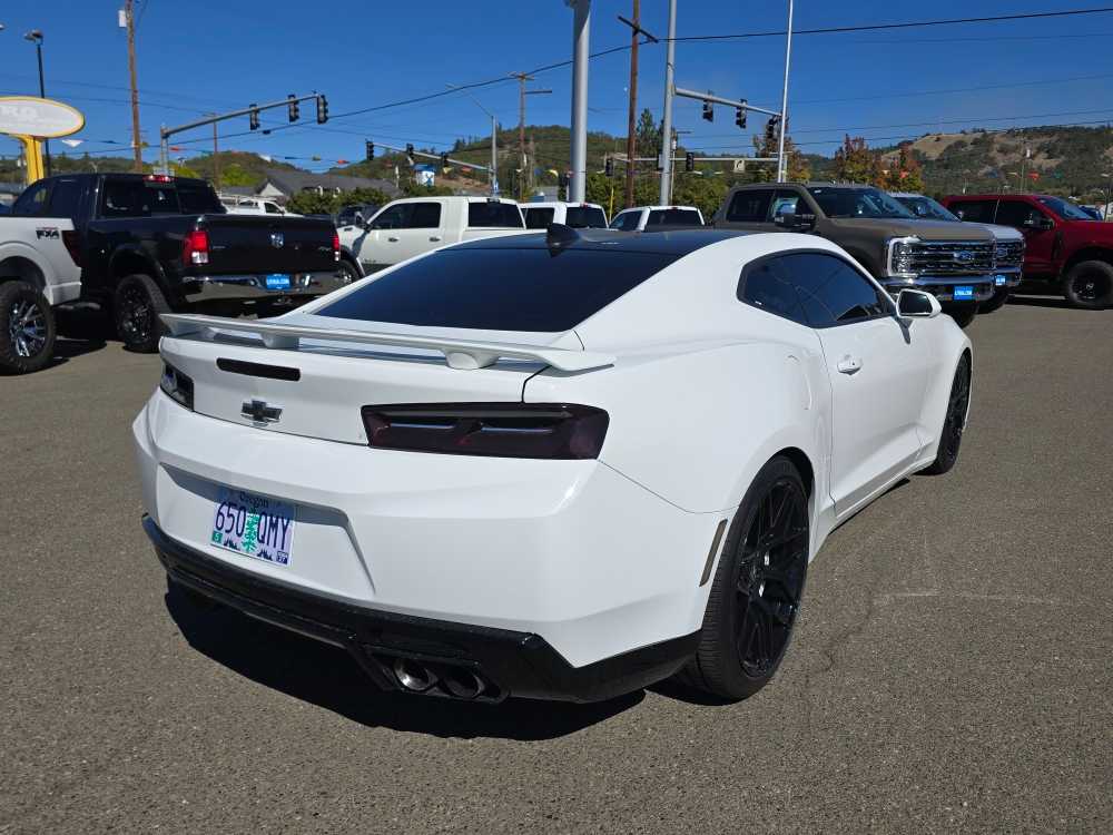 2016 Chevrolet Camaro 1SS photo 3
