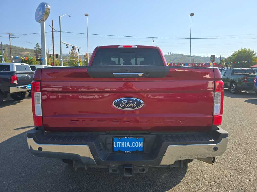 2018 Ford F-250 Lariat photo 4
