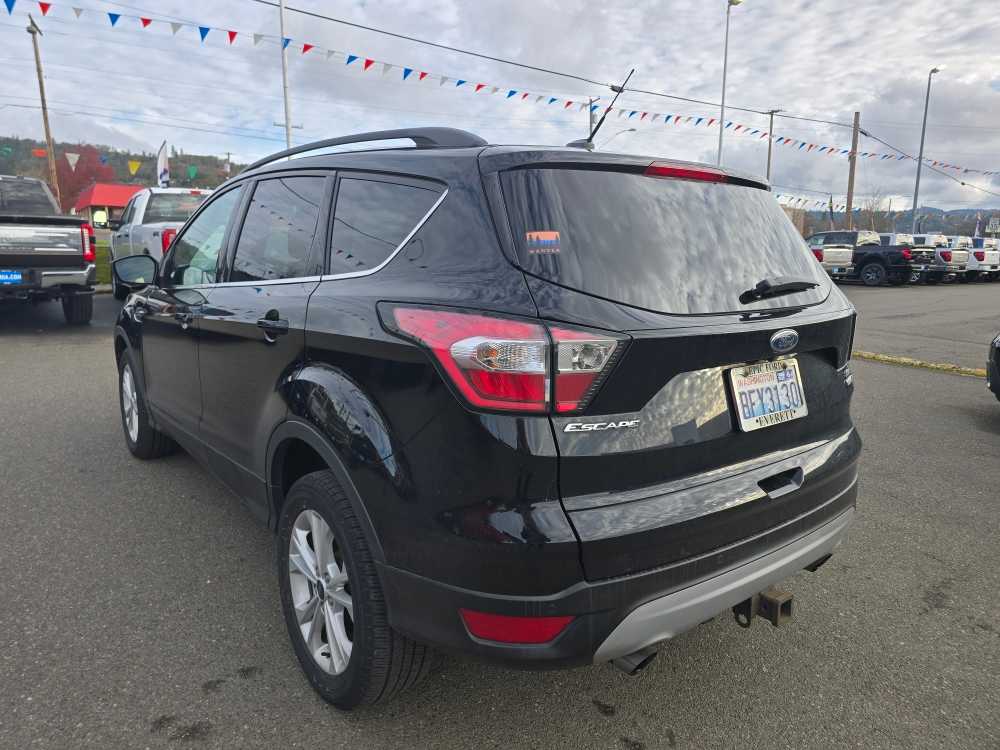 2017 Ford Escape SE photo 3