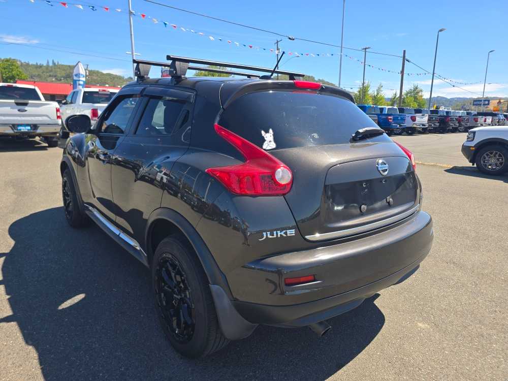 Used 2011 Nissan JUKE SV with VIN JN8AF5MRXBT011912 for sale in Roseburg, OR