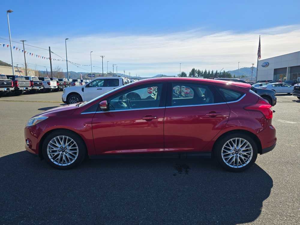 Used 2012 Ford Focus SEL with VIN 1FAHP3M26CL357199 for sale in Roseburg, OR