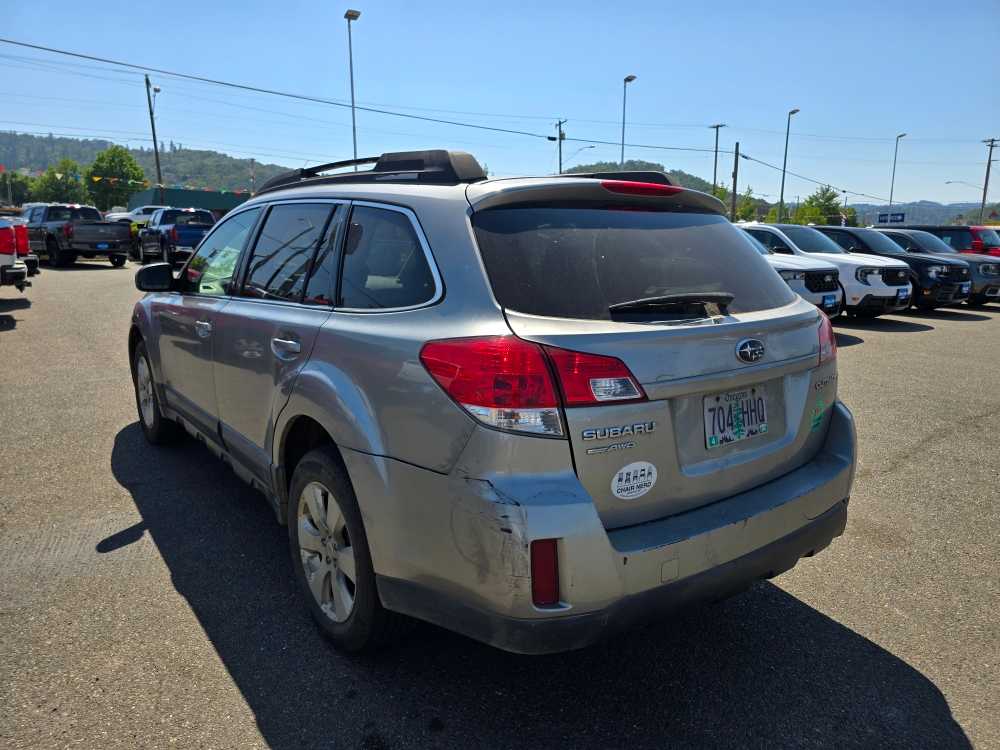 Used 2010 Subaru Outback I Premium with VIN 4S4BRCCC6A3344370 for sale in Roseburg, OR
