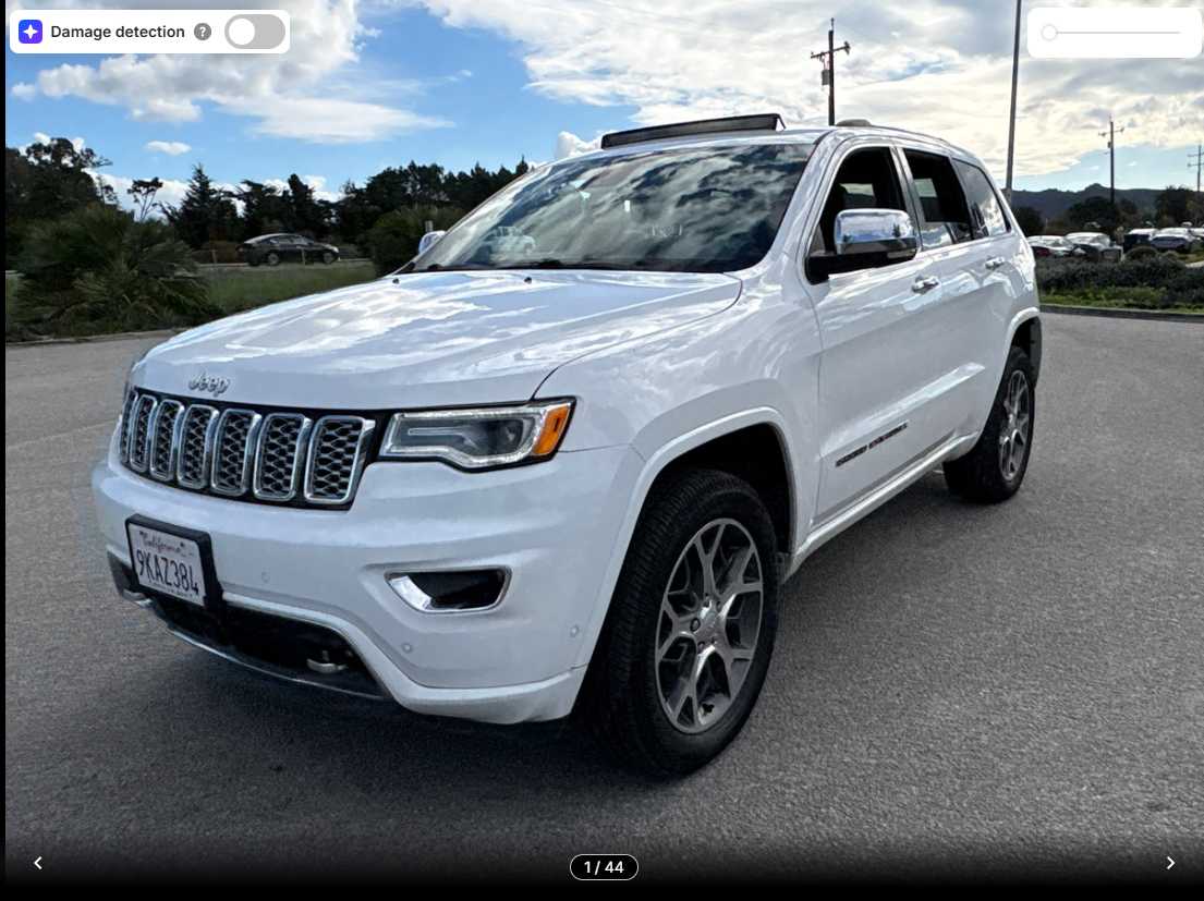 2019 Jeep Grand Cherokee Overland's photo