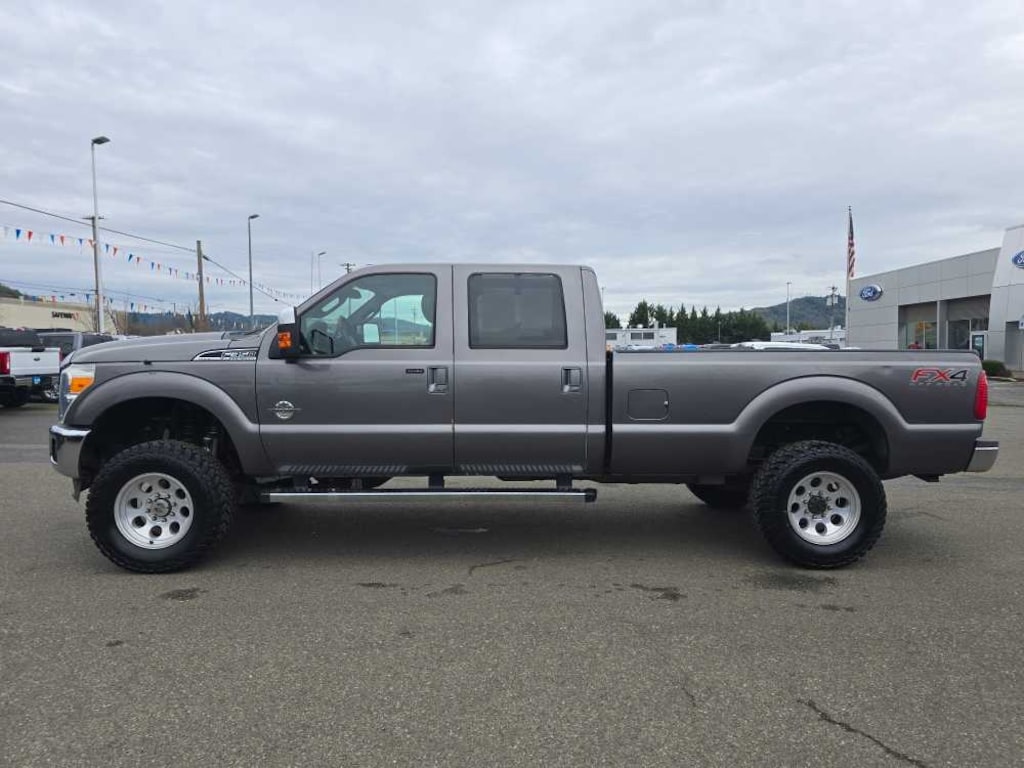 Used 2012 Ford F-350 Lariat Truck Crew Cab