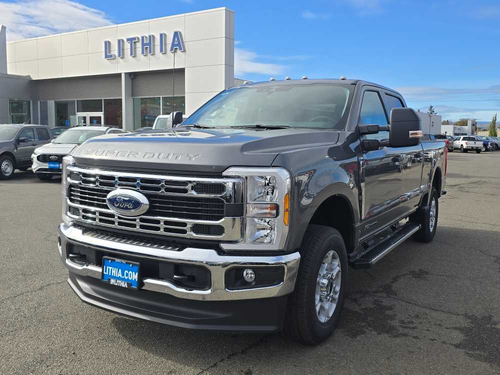 2026 Ford F-250 Super Duty XLT's photo