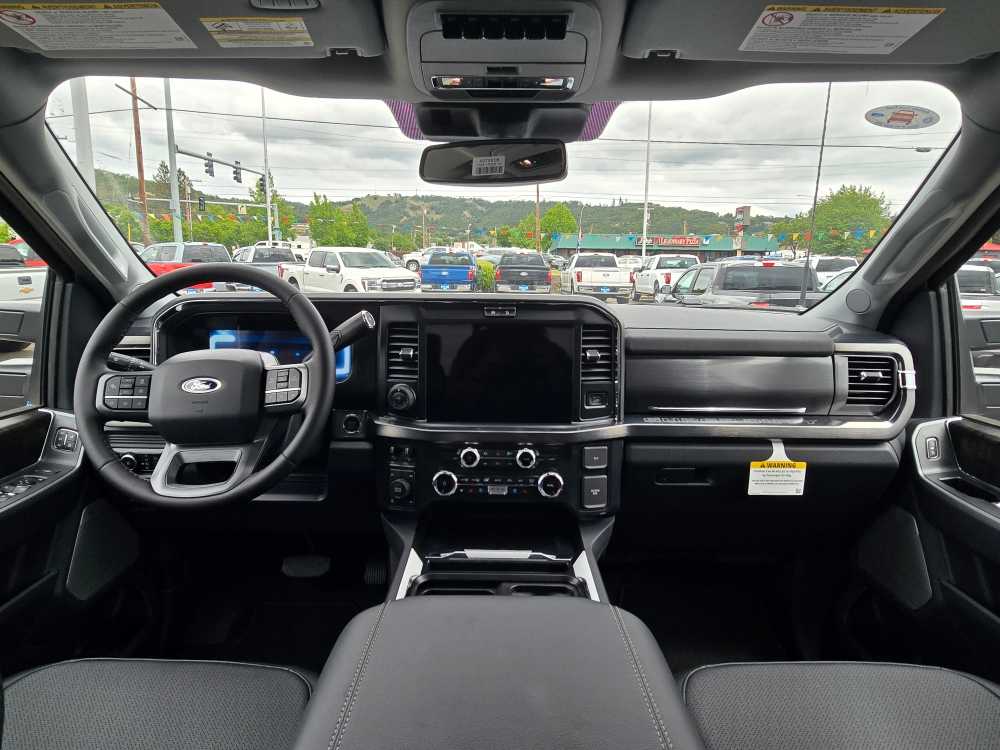 2025 Ford F-350 Super Duty Lariat - Photo 15