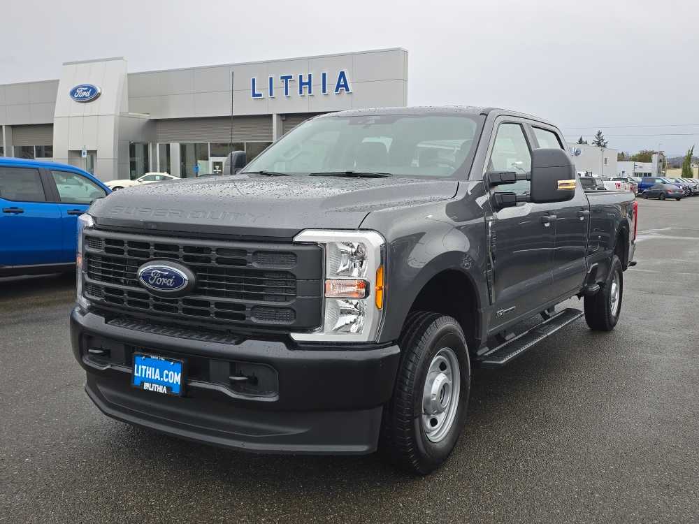 2026 Ford F-250 Super Duty XL's photo