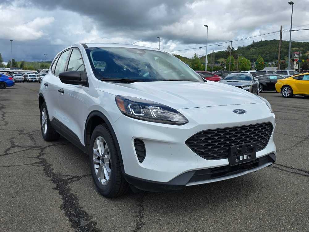 2022 Ford Escape S photo 4