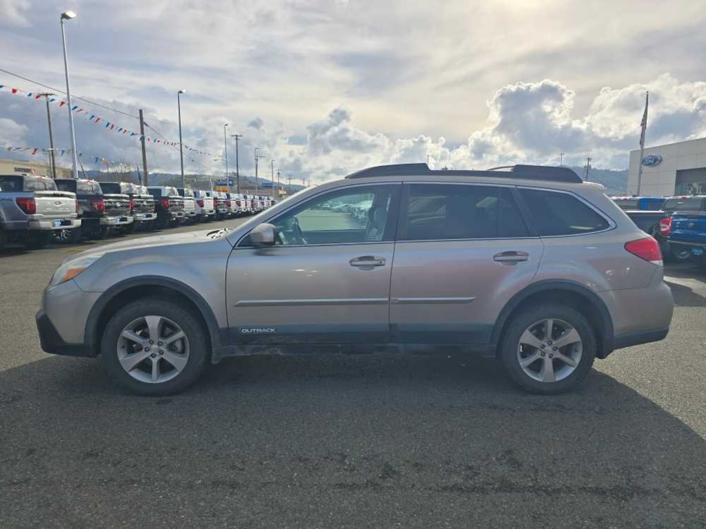 Used 2014 Subaru Outback 2.5i Limited SUV