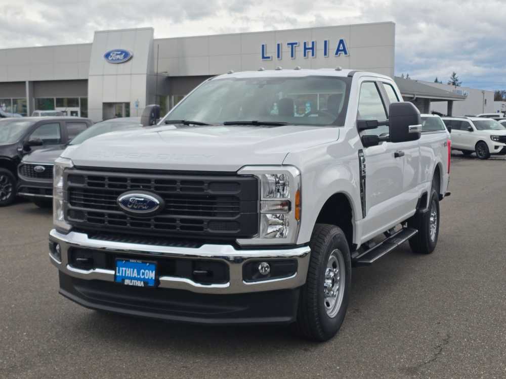 2026 Ford F-350 Super Duty XL's photo