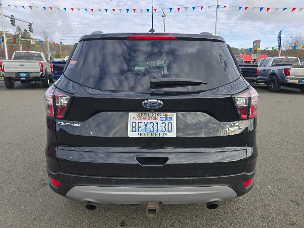 2017 Ford Escape SE photo 4