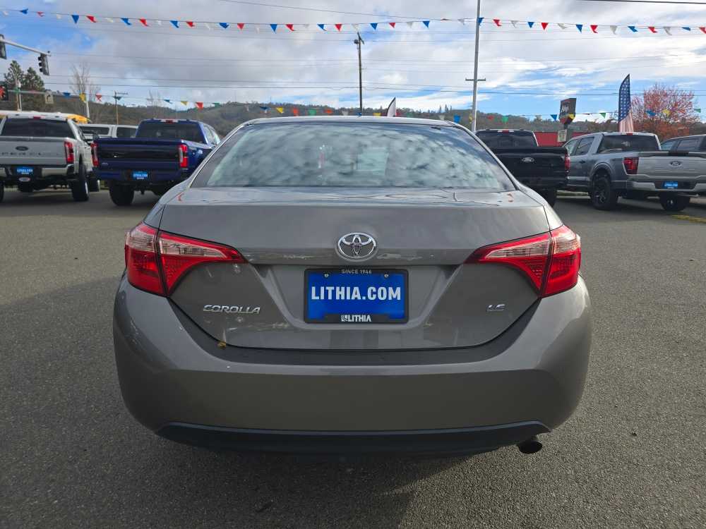 2018 Toyota Corolla LE photo 4