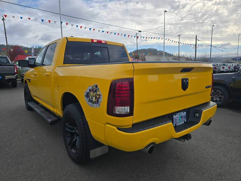 2016 Ram 1500 Sport photo 2