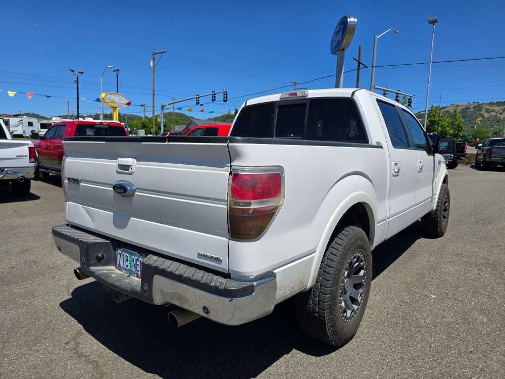 2011 Ford F-150 Lariat photo 3