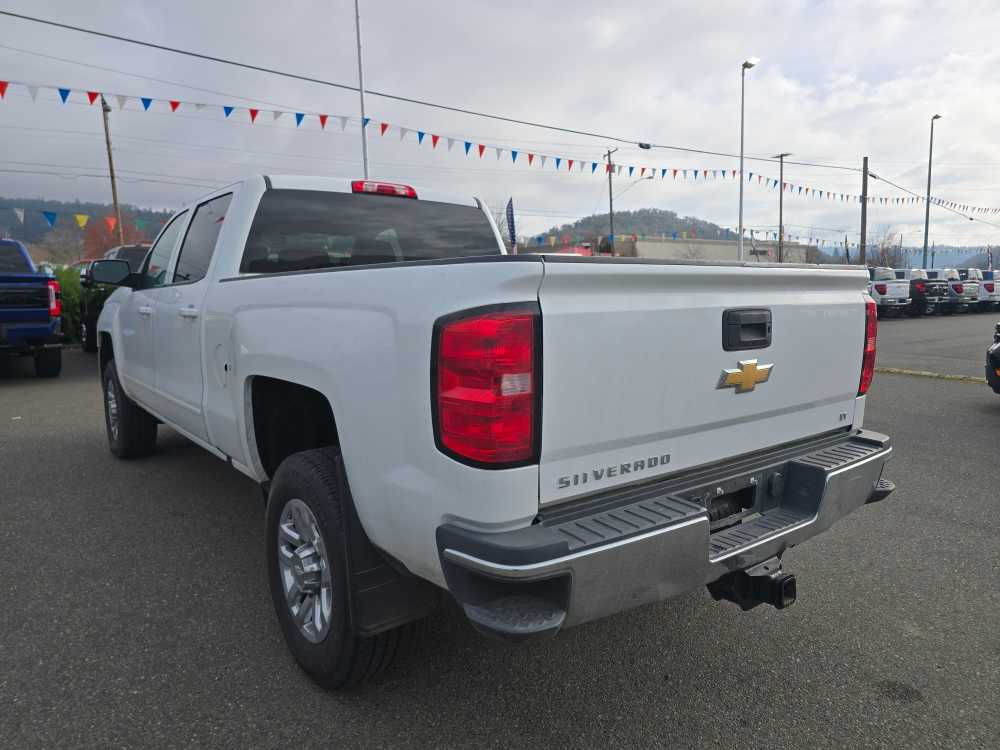 2017 Chevrolet Silverado 2500HD LT photo 3