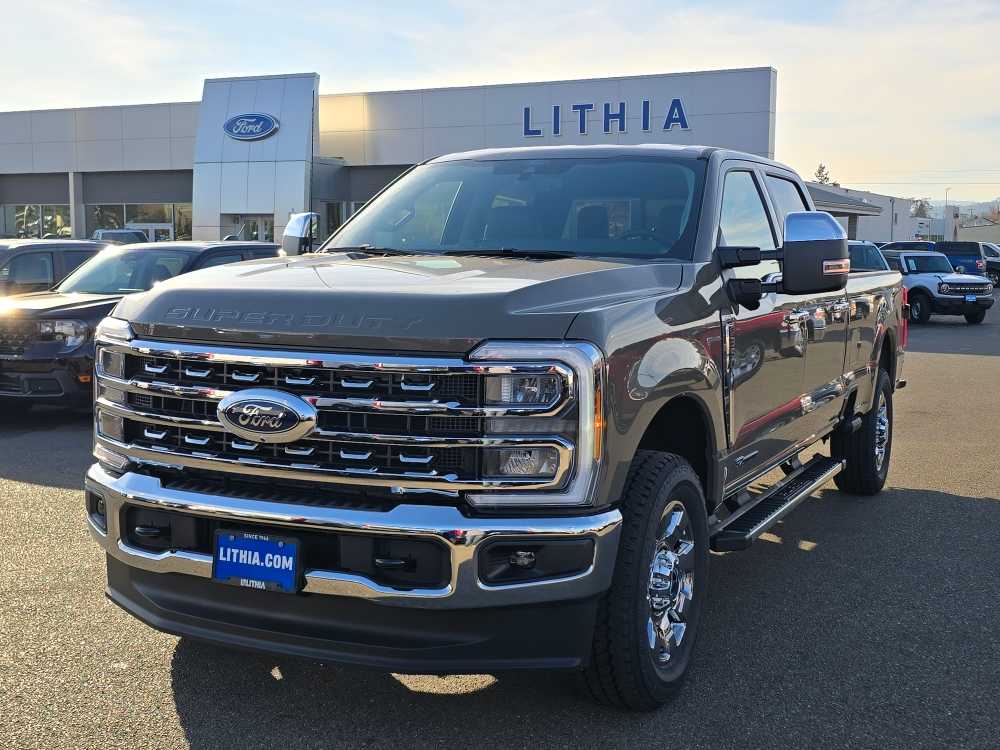 2026 Ford F-350 Super Duty Lariat's photo