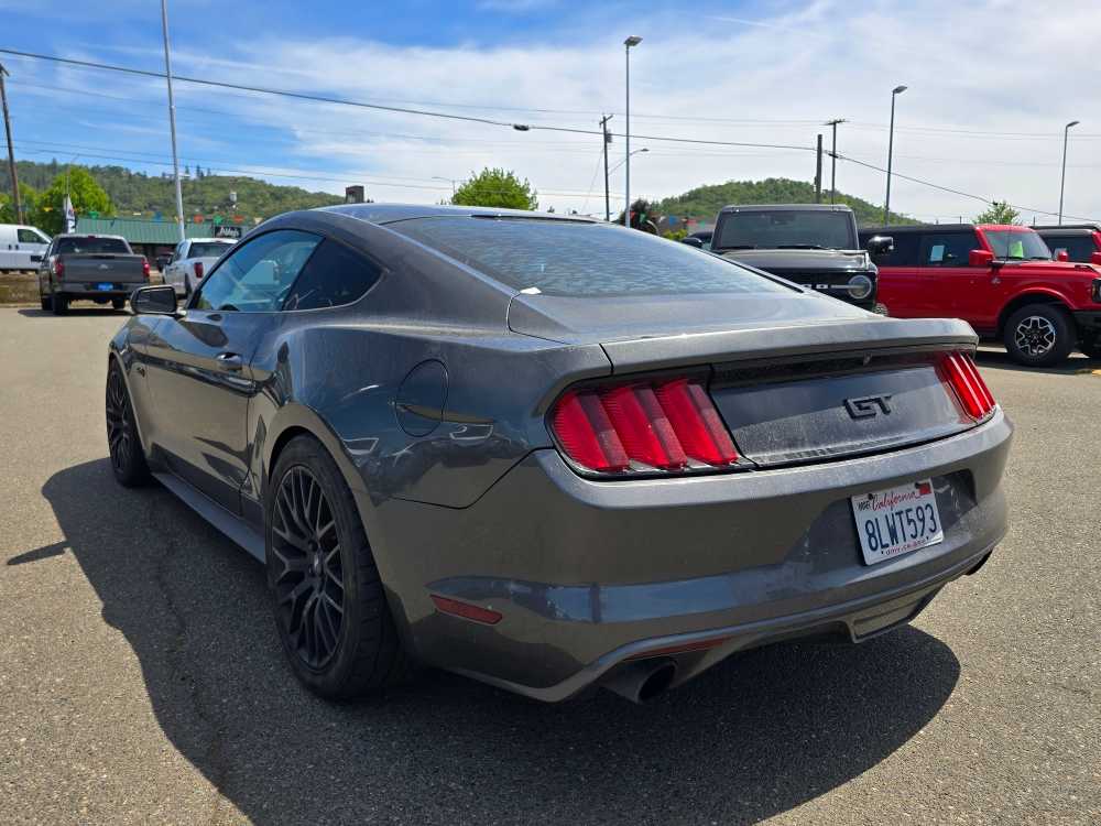 2017 Ford Mustang GT photo 2