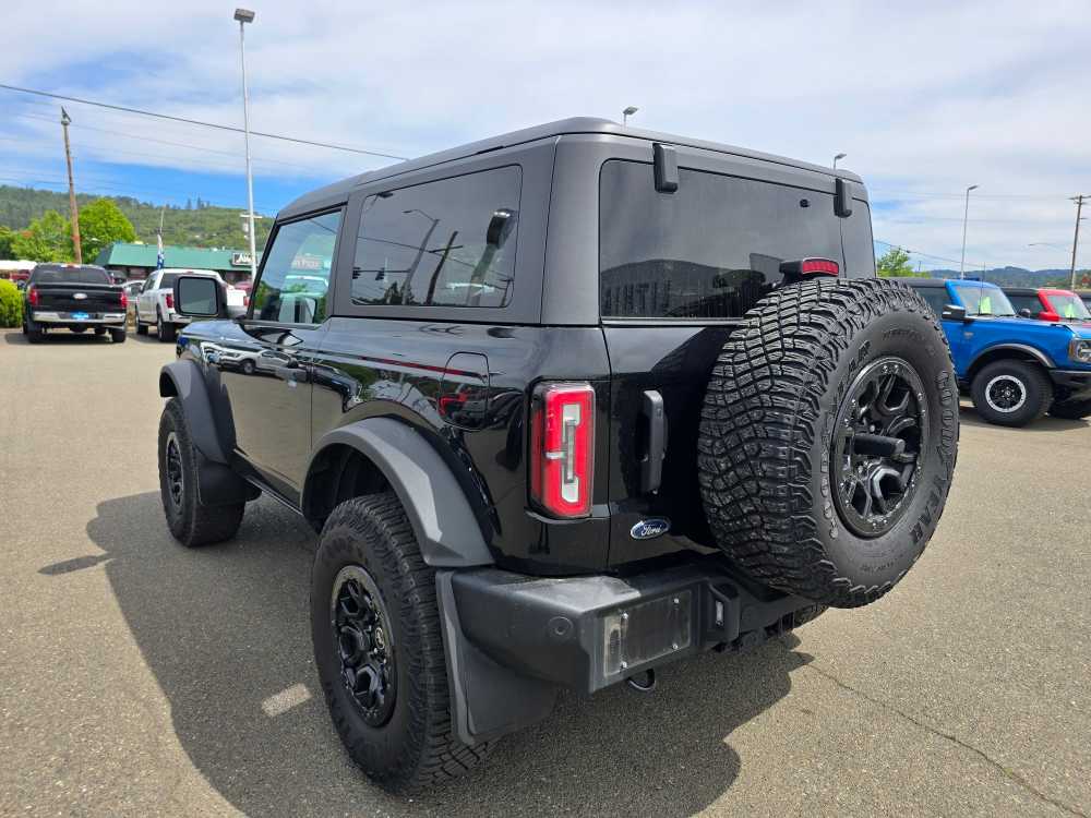 2022 Ford Bronco Wildtrak photo 2