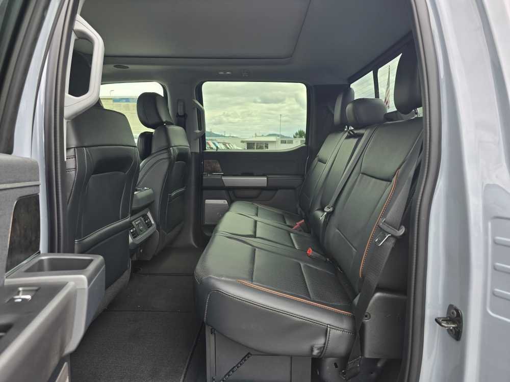 2025 Ford F-350 Super Duty Lariat - Photo 16