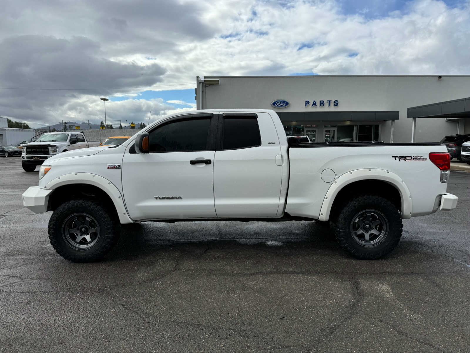 Used 2013 Toyota Tundra Tundra Grade with VIN 5TFUY5F11DX299860 for sale in Roseburg, OR