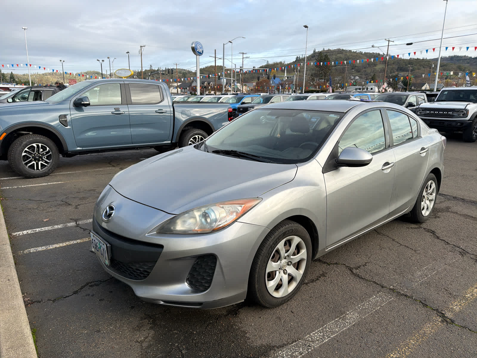 2013 Mazda MAZDA3 i Sport