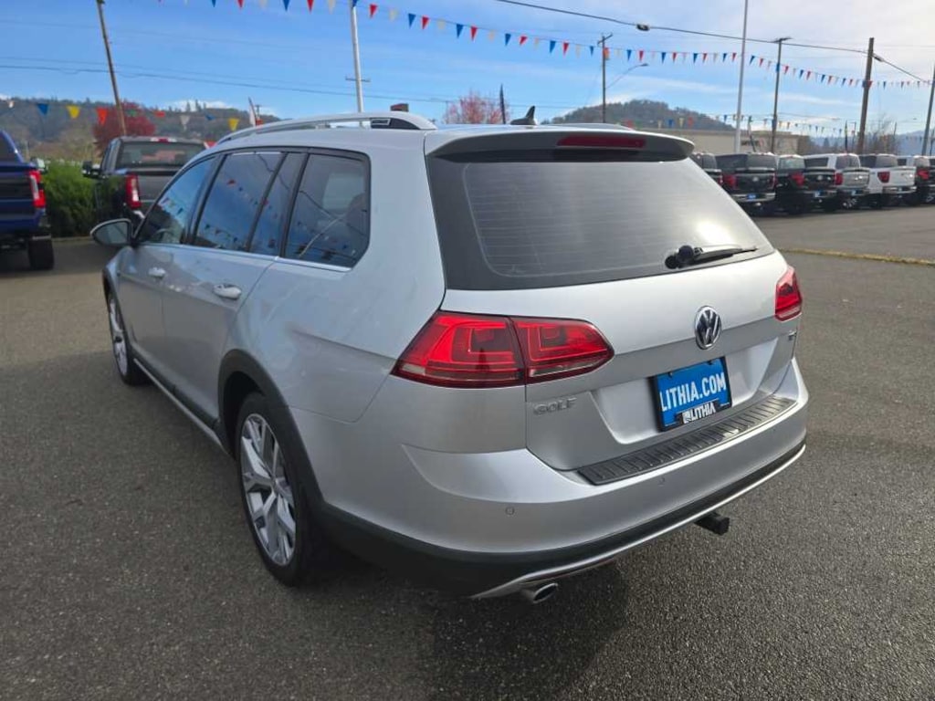 Certified 2017 Volkswagen Golf Alltrack SEL Wagon