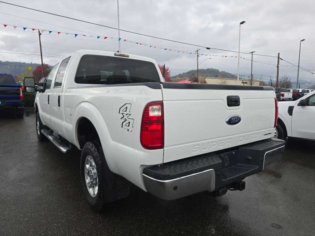 Used 2014 Ford F-350 XLT Truck Crew Cab