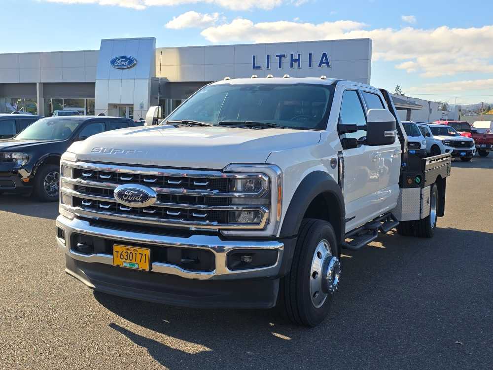 2023 Ford F-450 Super Duty Chassis Cab Lariat's photo