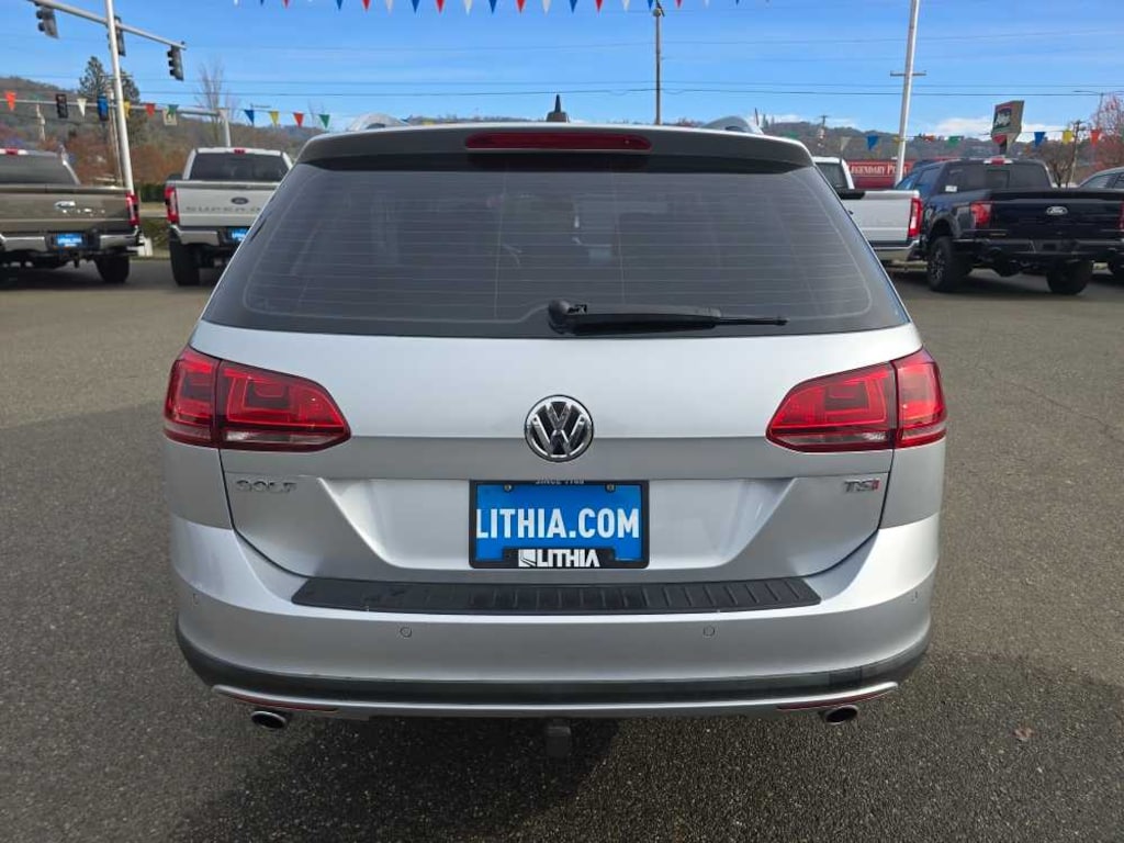 Certified 2017 Volkswagen Golf Alltrack SEL Wagon