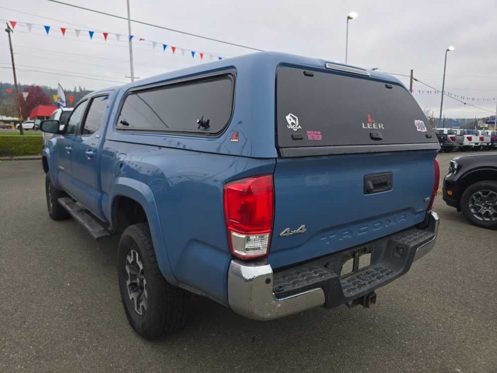 2019 Toyota Tacoma SR5 photo 3