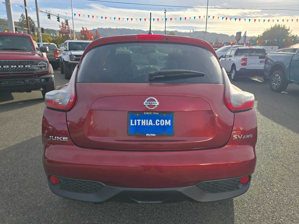 2015 Nissan Juke SV photo 4