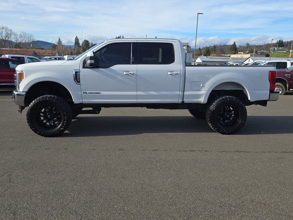 Used 2019 Ford F-350 Lariat Truck Crew Cab