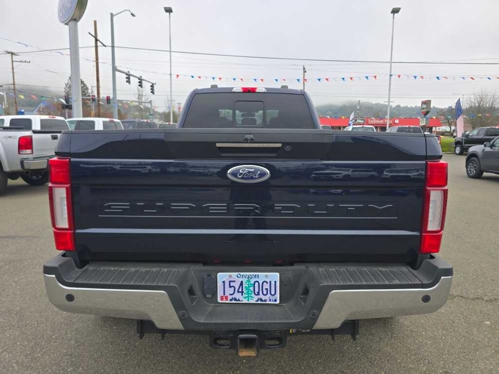 Certified 2022 Ford F-350 Lariat Truck Crew Cab