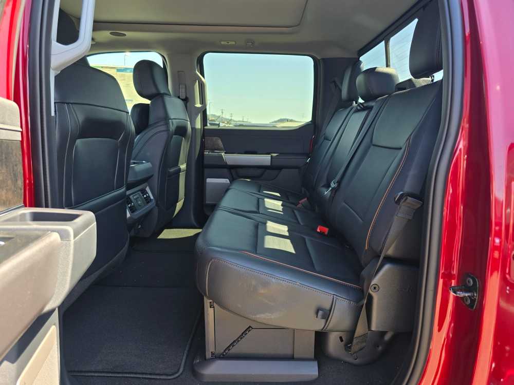 2025 Ford F-350 Super Duty Lariat - Photo 16