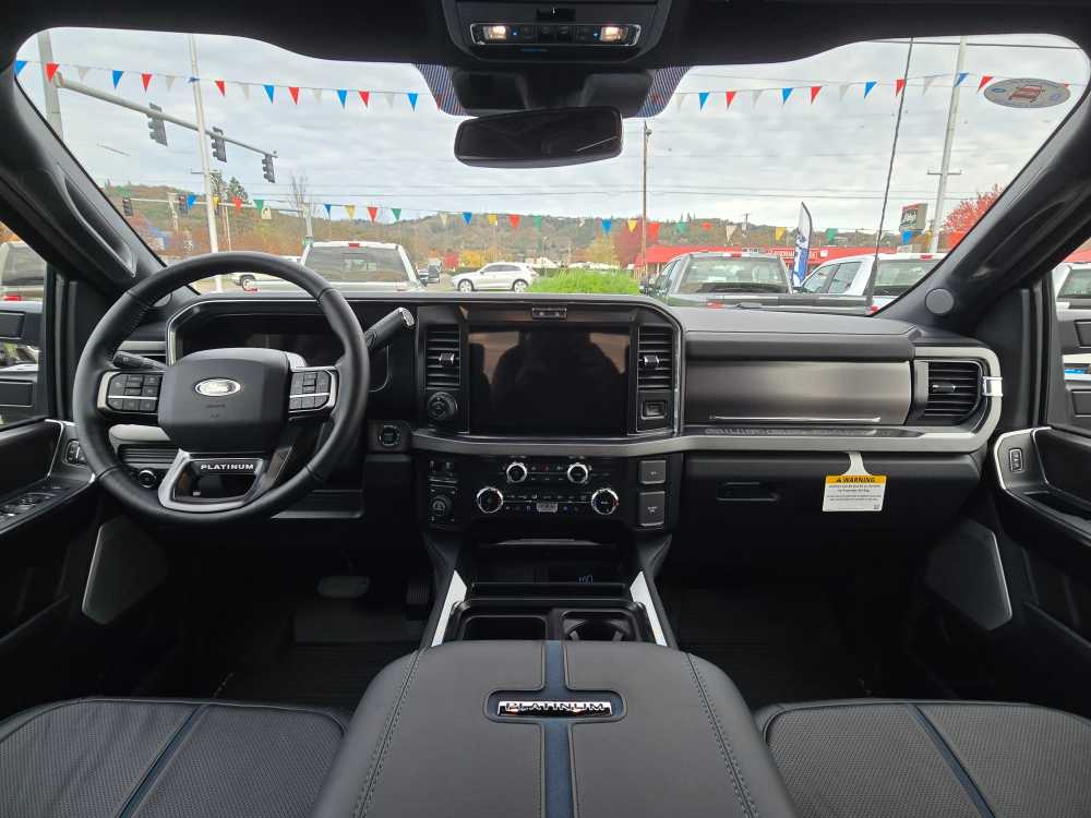 2026 Ford F-350 Super Duty Platinum - Photo 15