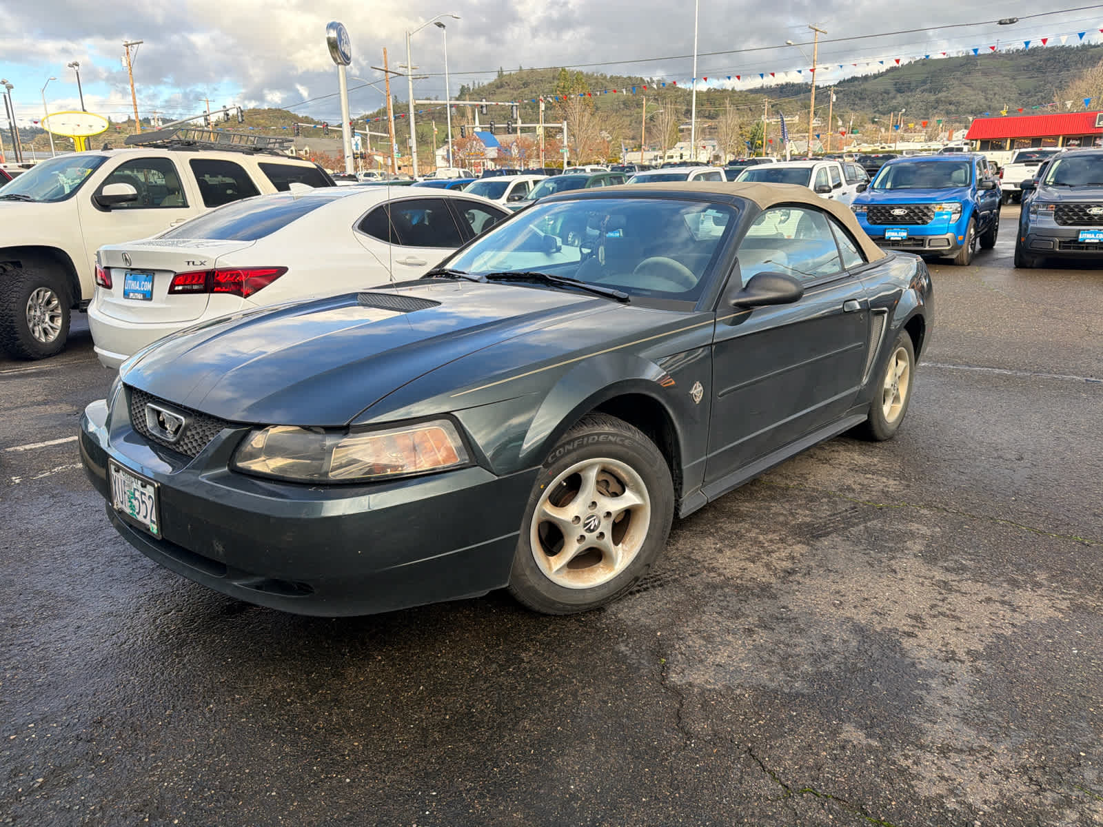 1999 Ford Mustang Base