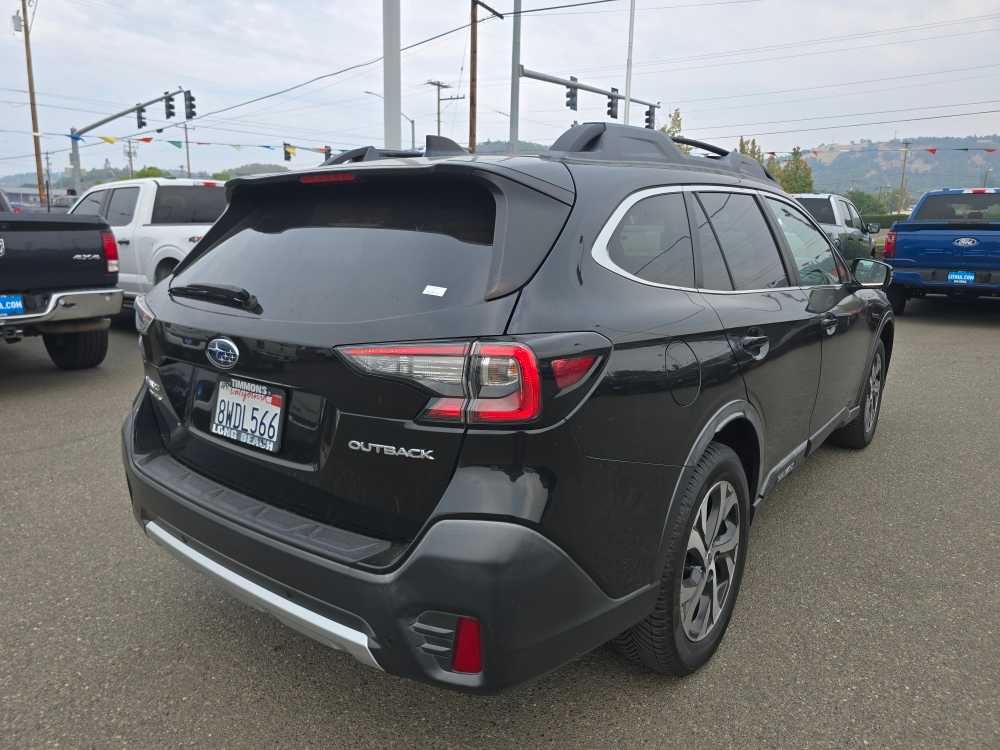 2020 Subaru Outback Limited photo 3