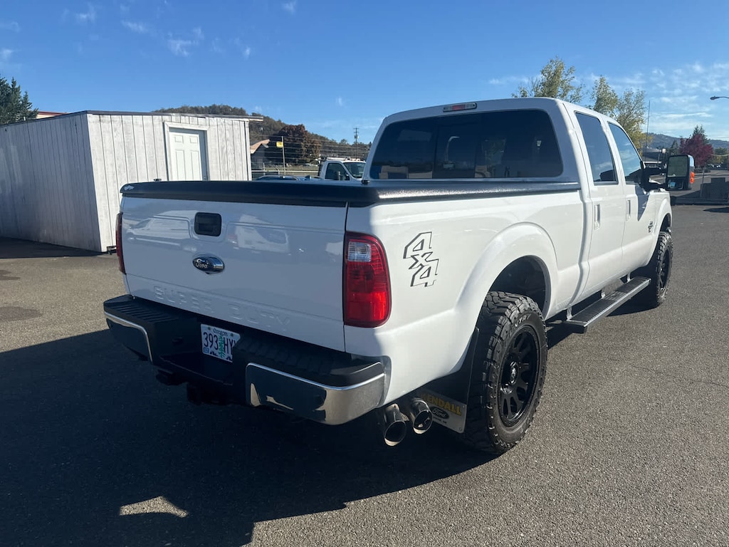 Used 2016 Ford F-250 Lariat Truck Crew Cab