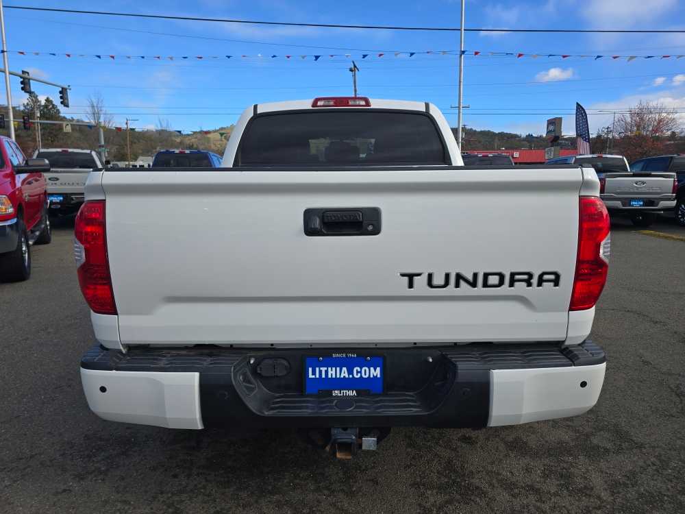 2016 Toyota Tundra SR5 photo 4