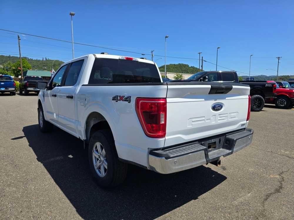 2022 Ford F-150 XLT photo 2