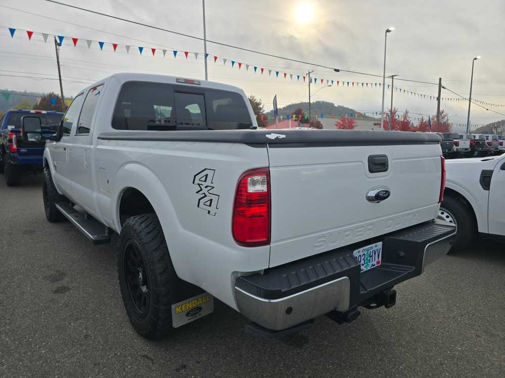 2016 Ford F-250 Lariat photo 3