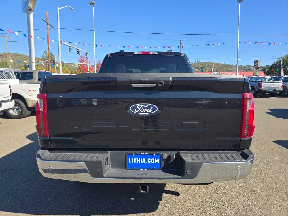 2024 Ford F-150 XLT photo 2
