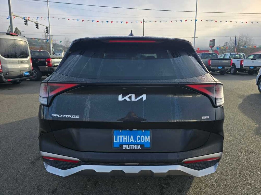 Certified 2024 Kia Sportage LX SUV