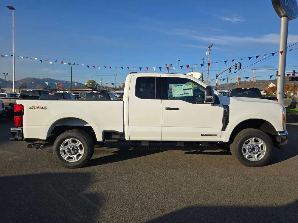 2026 Ford F-250 Super Duty XLT - Photo 6