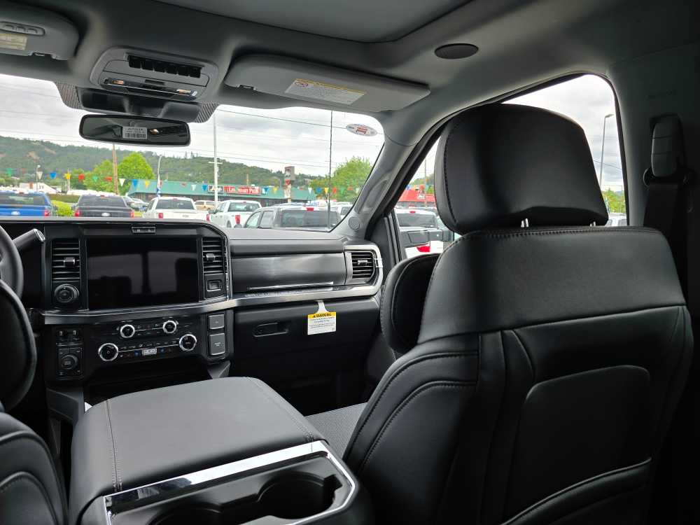 2025 Ford F-350 Super Duty Lariat - Photo 14