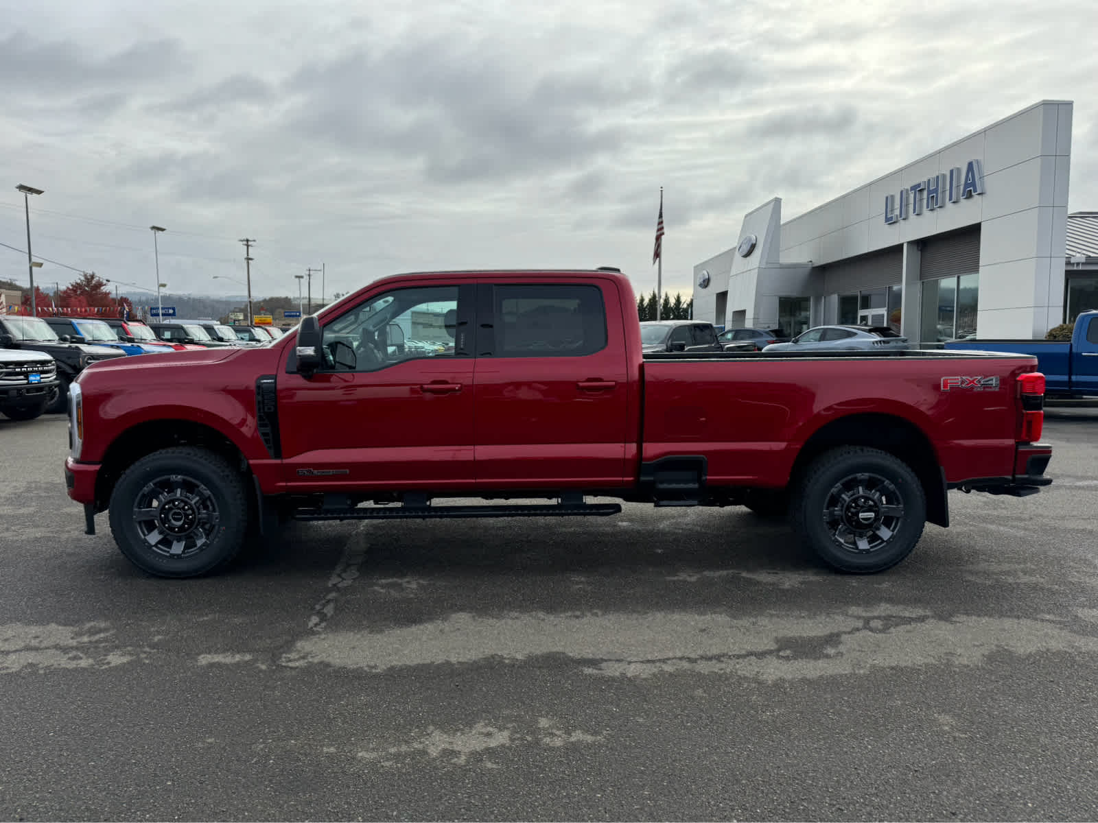 2024 Ford F-250 Lariat photo 2