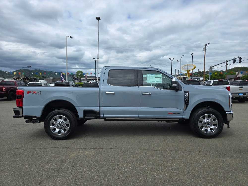 2025 Ford F-350 Super Duty Lariat - Photo 6