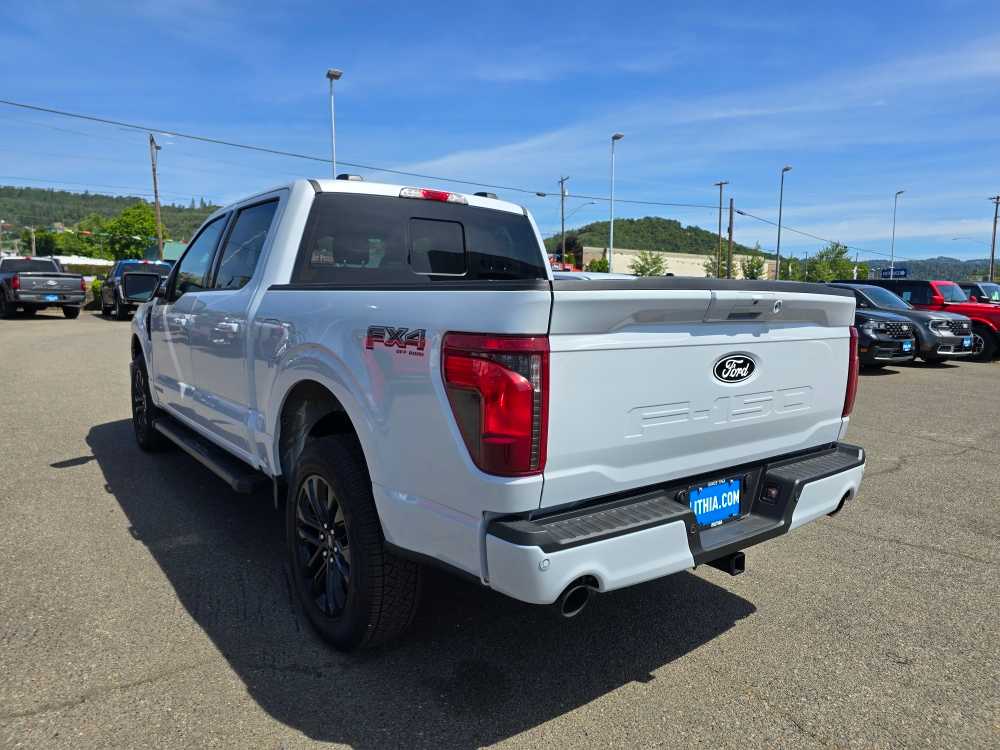 2025 Ford F-150 XLT photo 3