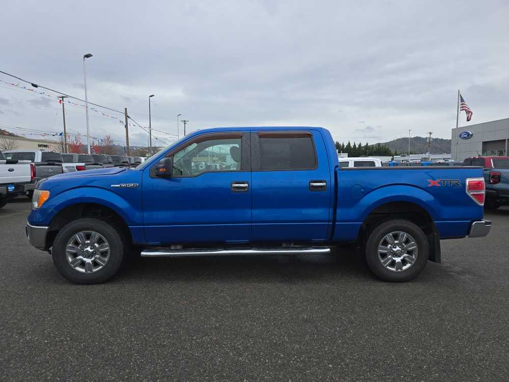 2010 Ford F-150 XLT photo 2
